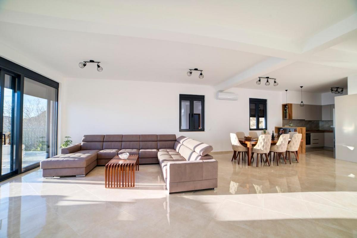 Villa Jelena With Private Pool - Lapcici Budva Exterior foto